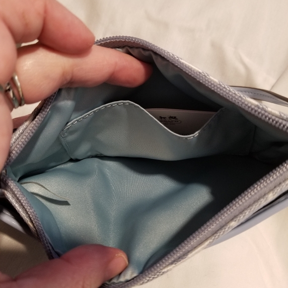 Coach Park Med. Sig. C Fabric Wristlet - Picture 10 of 10